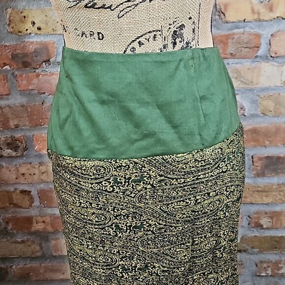NWT MetroStyle Green Paisley assymetrical maxi skirt size 14 - Picture 6 of 13